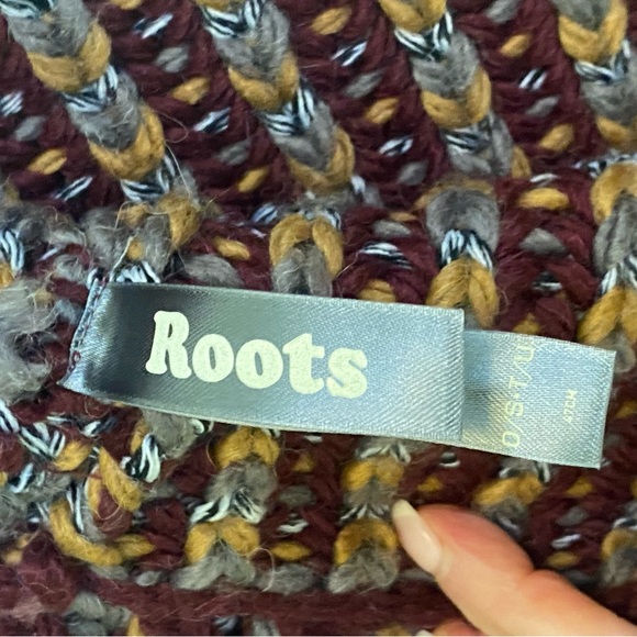 Roots infinity scarf - Picture 2 of 5